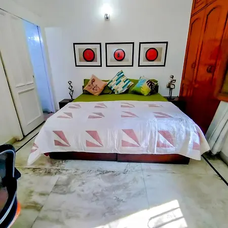 Stay Nearby Lutyen'S Delhi Just 15Min From Connaught Place New Delhi Exterior photo