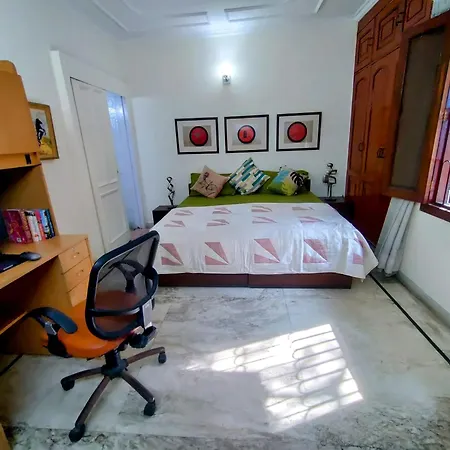 Stay Nearby Lutyen'S Delhi Just 15Min From Connaught Place New Delhi Exterior photo