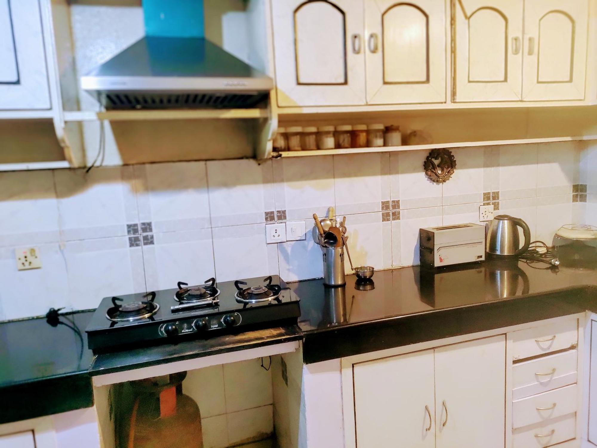 Nearby Lutyen's Delhi Just 15min From Connaught Place * New Delhi