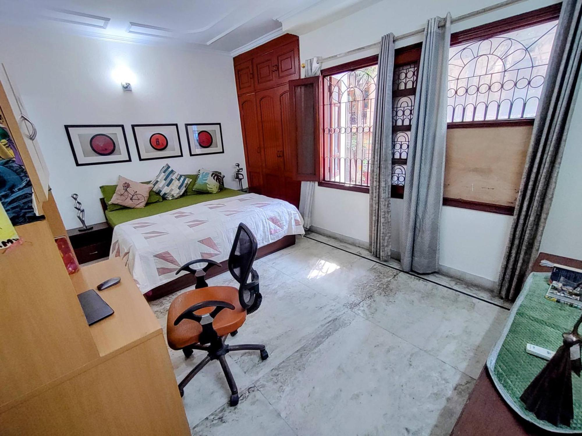 Nearby Lutyen's Delhi Just 15min From Connaught Place * New Delhi