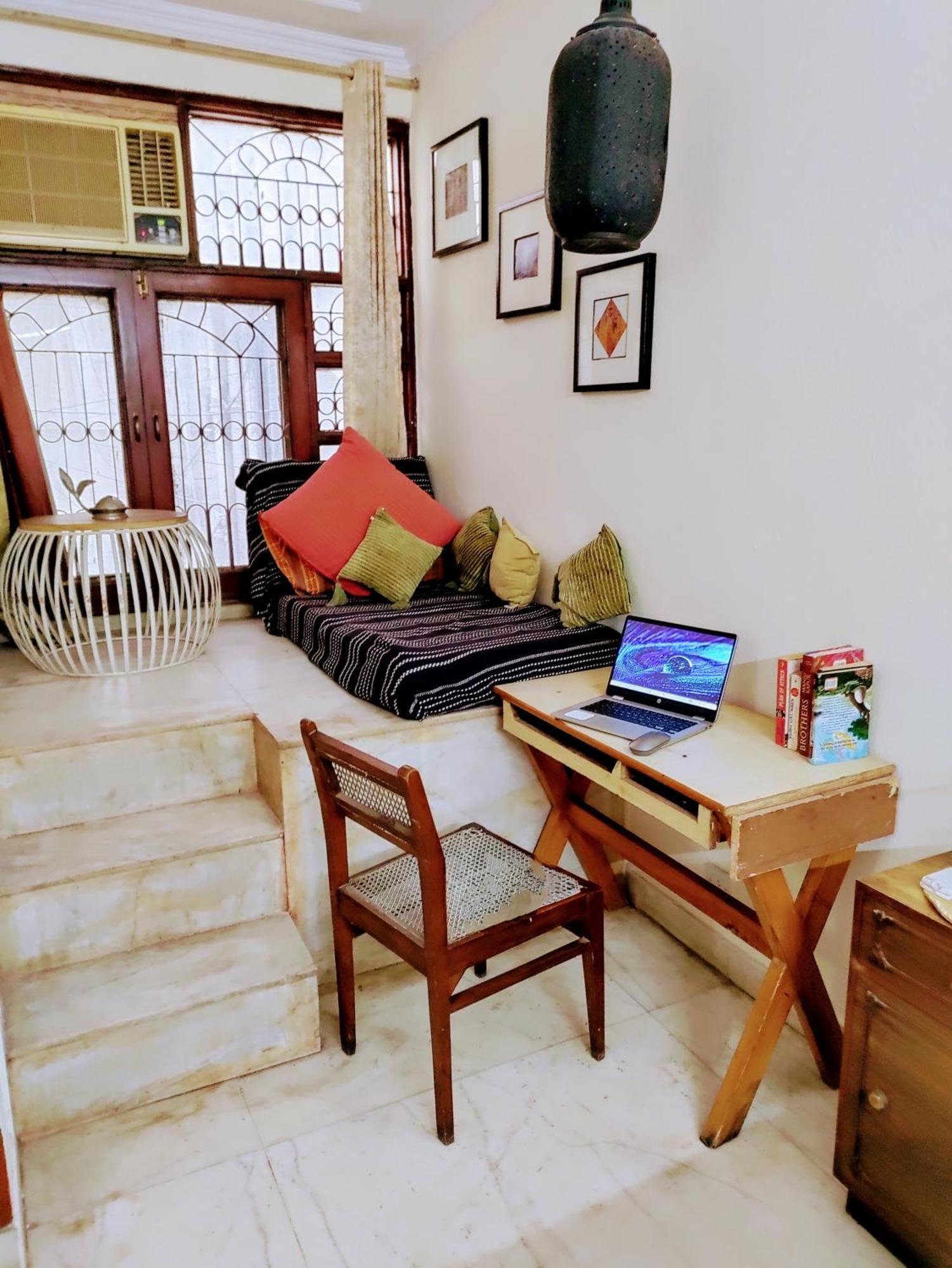 Nearby Lutyen's Delhi Just 15min From Connaught Place * New Delhi