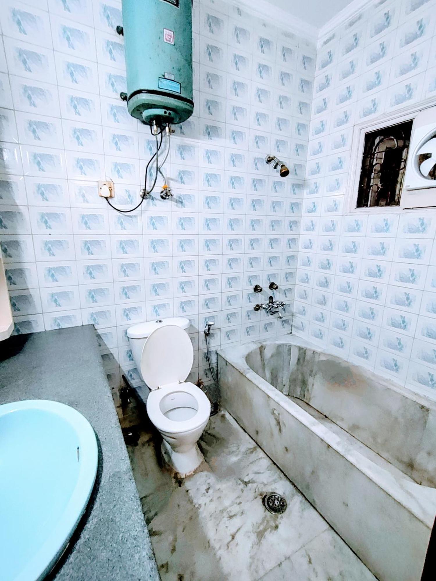 Homestay Nearby Lutyen's Delhi Just 15min From Connaught Place *