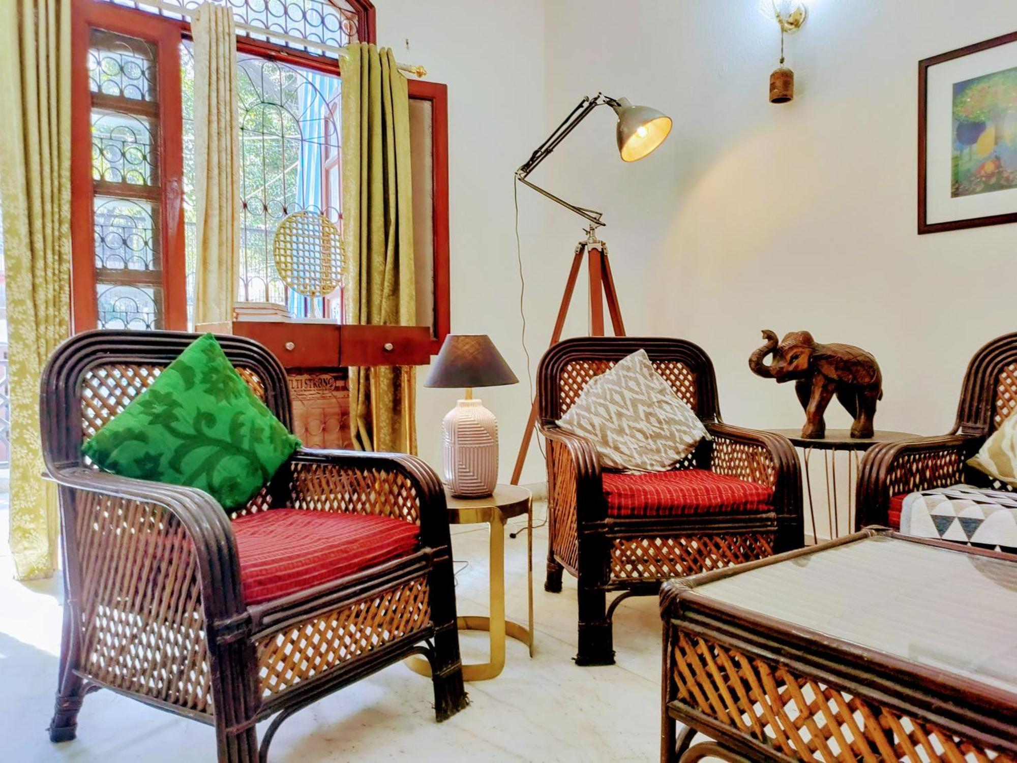 Nearby Lutyen's Delhi Just 15min From Connaught Place New Delhi