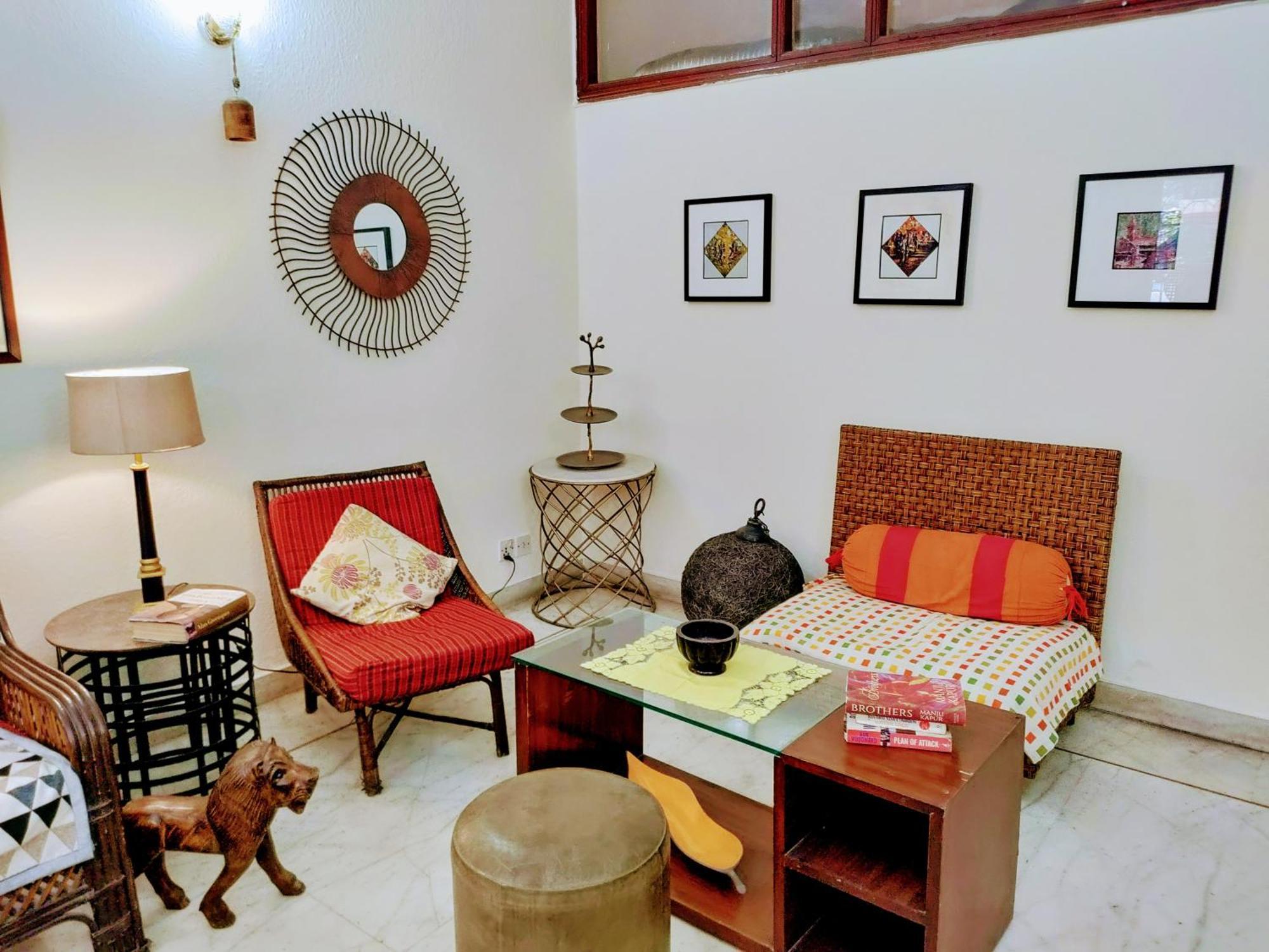 Nearby Lutyen's Delhi Just 15min From Connaught Place * New Delhi